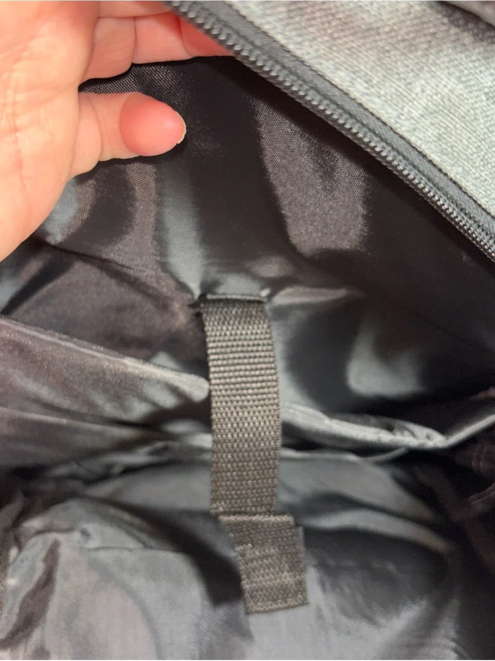 Leeds gray backpack